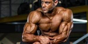 How much time should I rest between a set of exercises to increase muscle strength?