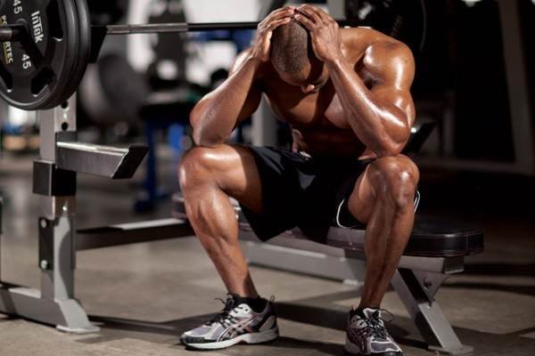 توقف زيادة الوزن عند لاعب بناء الأجسام الأسباب و الحلول