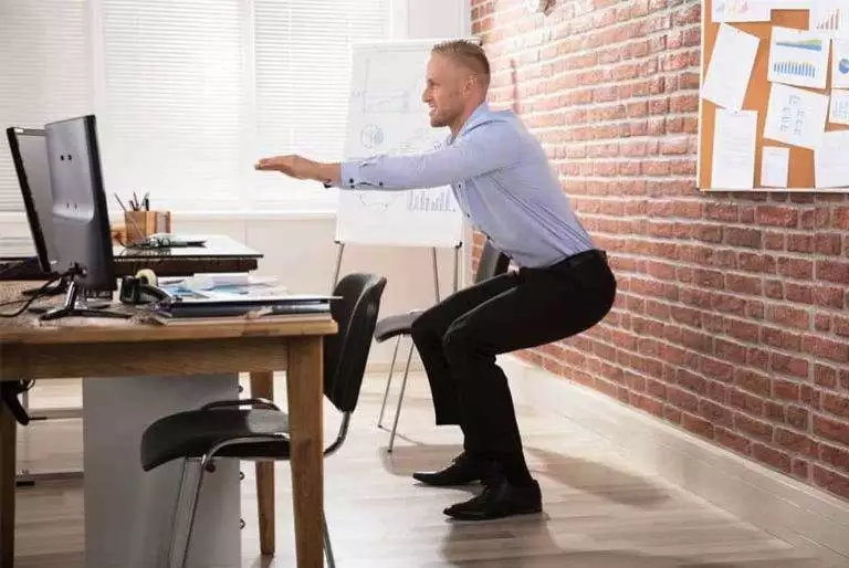 10 نصائح للحفاظ على اللياقة البدنية خلال فترات العمل