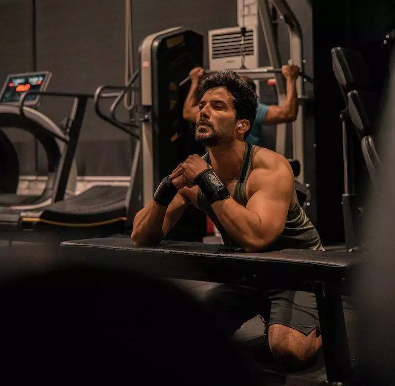 biceps stritch